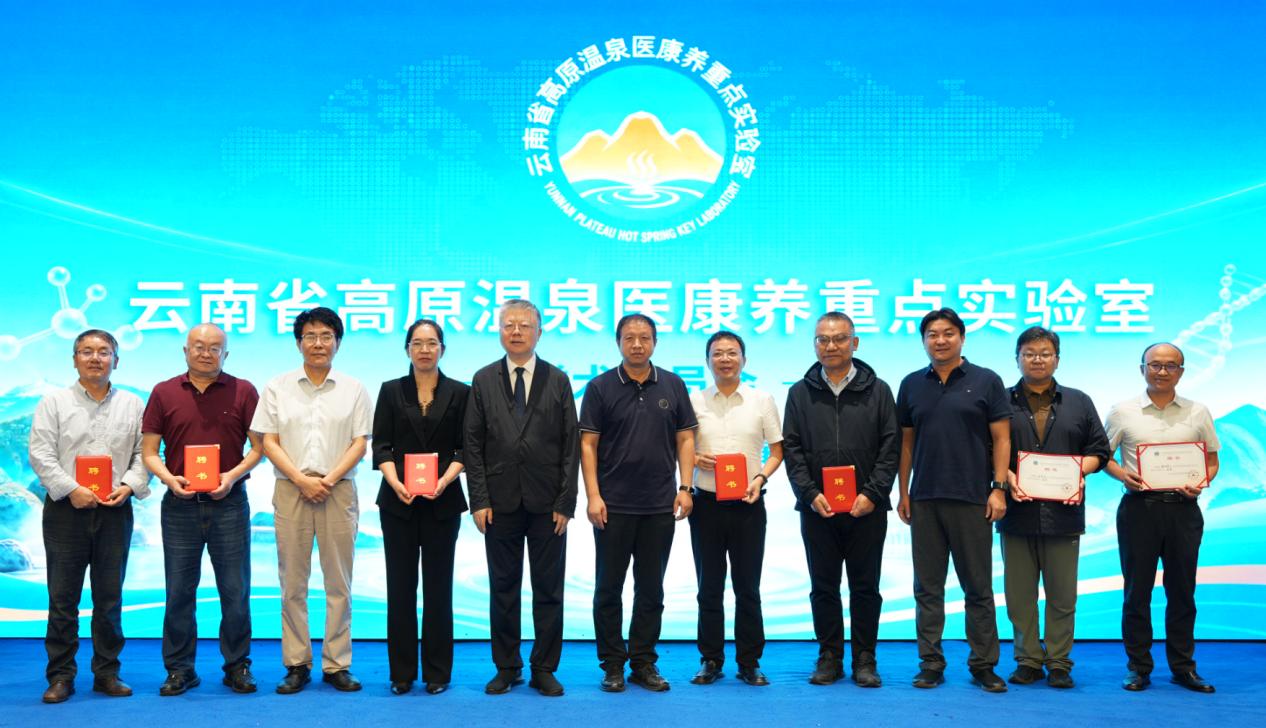 中国工程院院士李校堃